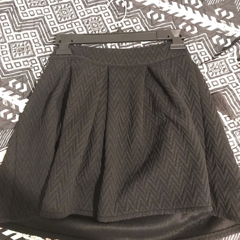High waisted mini-skirt.